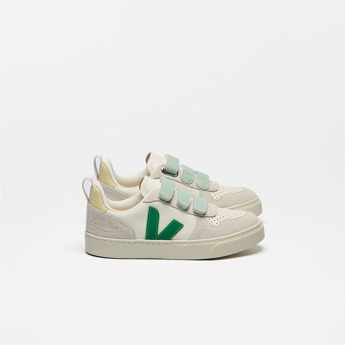 veja sneakers small-v-10-veja-x-bonpoint leather green BO0520722 Lateral view