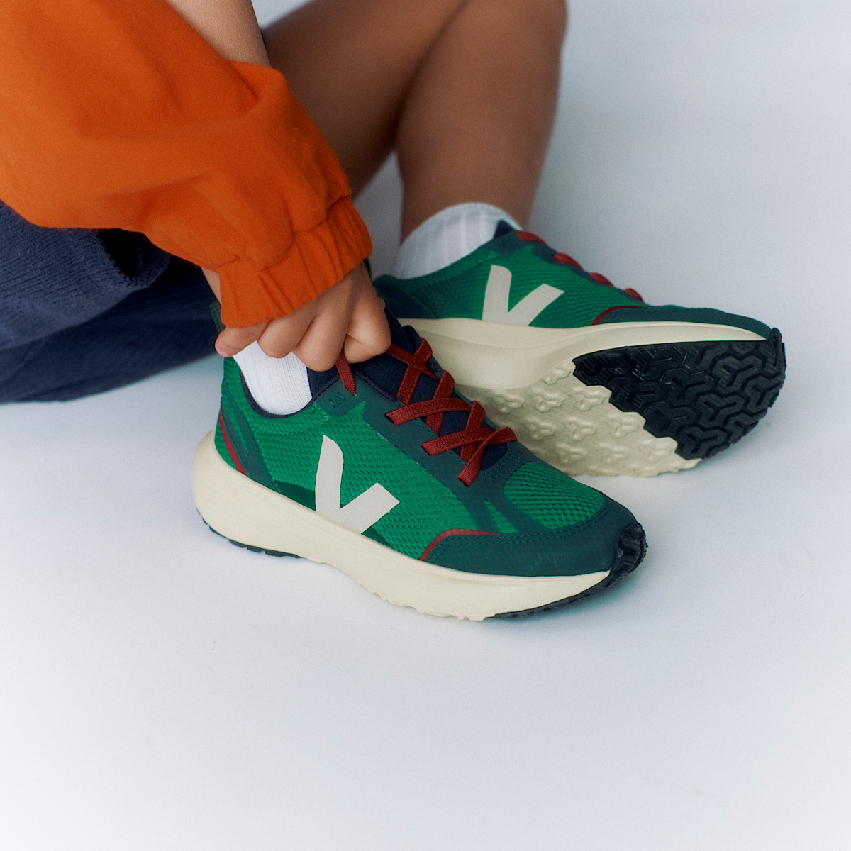 veja sneaker small-canary-light recycelte grün YL1820625