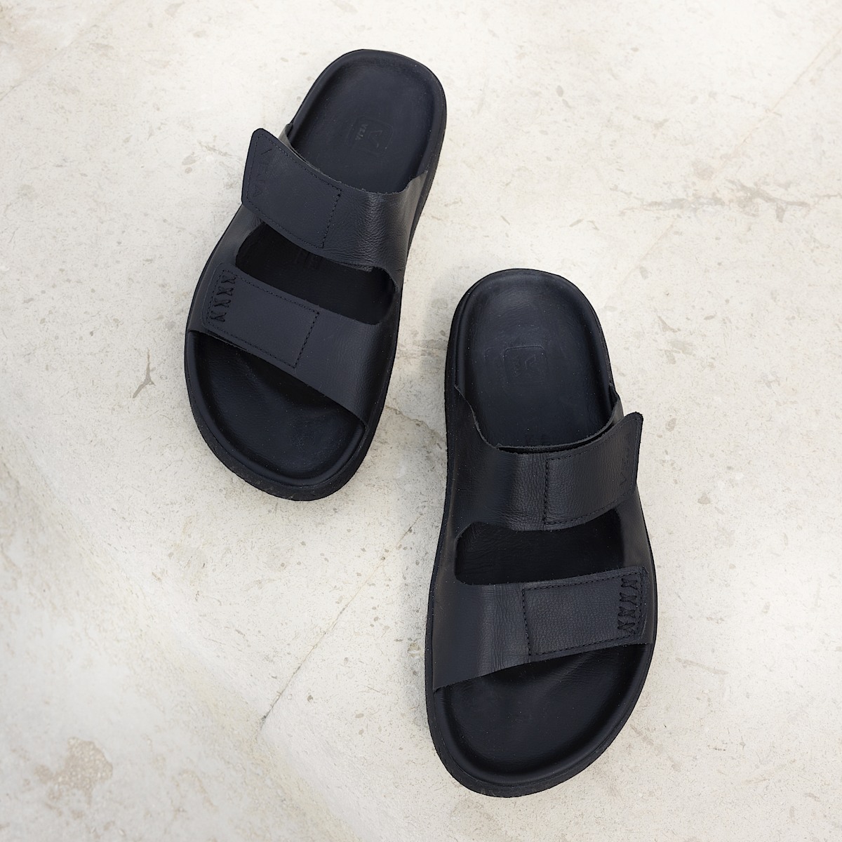 veja baskets etna cuir-biologique noir SA2020754