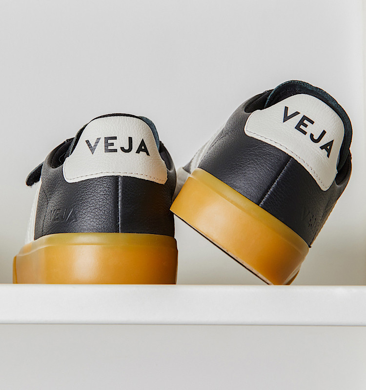 veja sneakers recife-logo leather black RC0503698